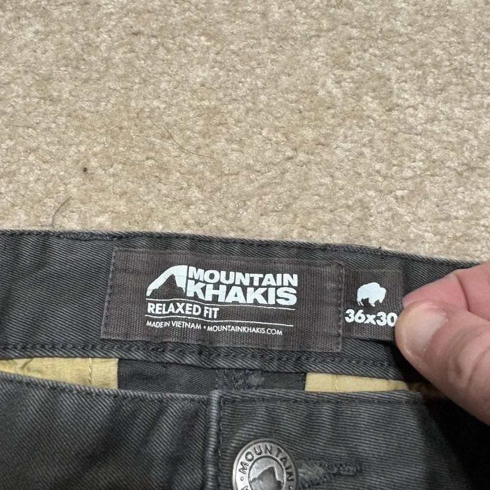 Mountain Khakis Pants Mens 35x29 Gray Relaxed Fit Chino Casual Outdoor Hiking